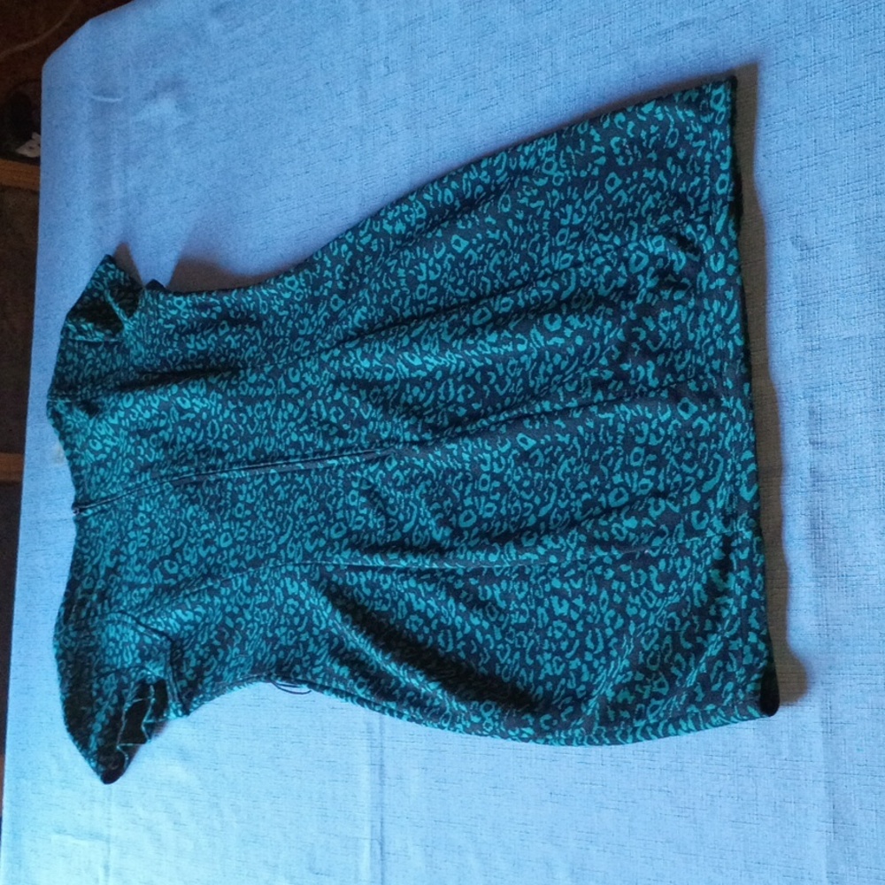 A. Byer Teal Animal Print Cap Sleeve Tunic - Picture 10 of 10